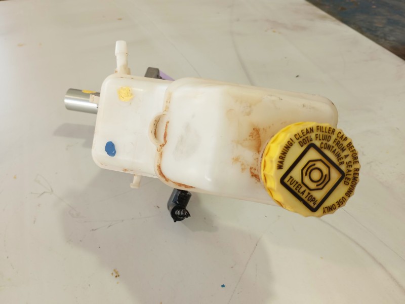 Recambio de bomba freno para fiat doblo cargo (263_) 1.6 d multijet referencia OEM IAM   