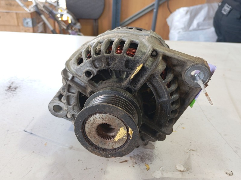 Recambio de alternador para opel astra h station wagon (a04) 1.9 cdti (l35) referencia OEM IAM   