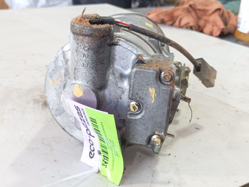 Recambio de compresor aire acondicionado para bmw 3 (e90) 320 d referencia OEM IAM 64526987766  