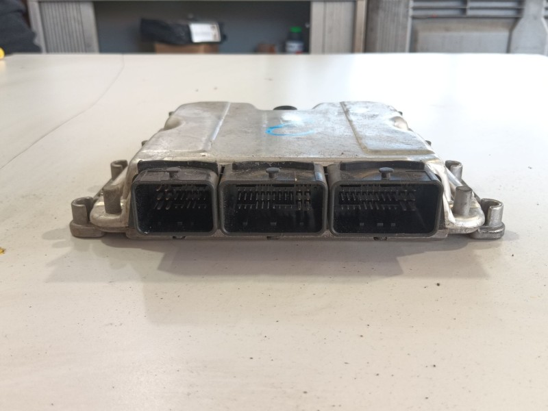 Recambio de centralita motor uce para opel movano a caja/chasis (x70) 2.5 dti (ed, hd, ud0, ud4) referencia OEM IAM   