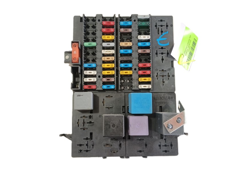 Recambio de caja reles / fusibles para opel movano a caja/chasis (x70) 2.5 dti (ed, hd, ud0, ud4) referencia OEM IAM   