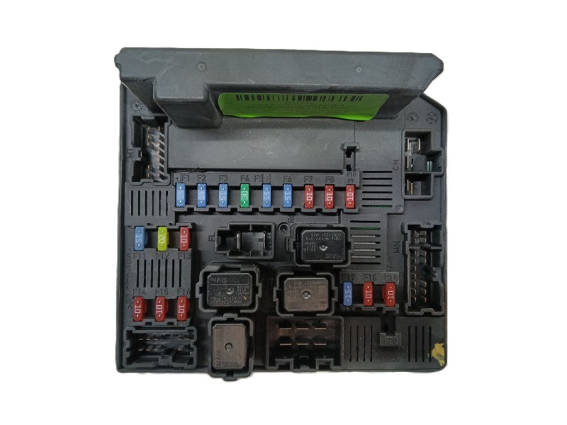 Recambio de caja fusibles delantera para nissan qashqai i (j10, nj10) 1.6 referencia OEM IAM   