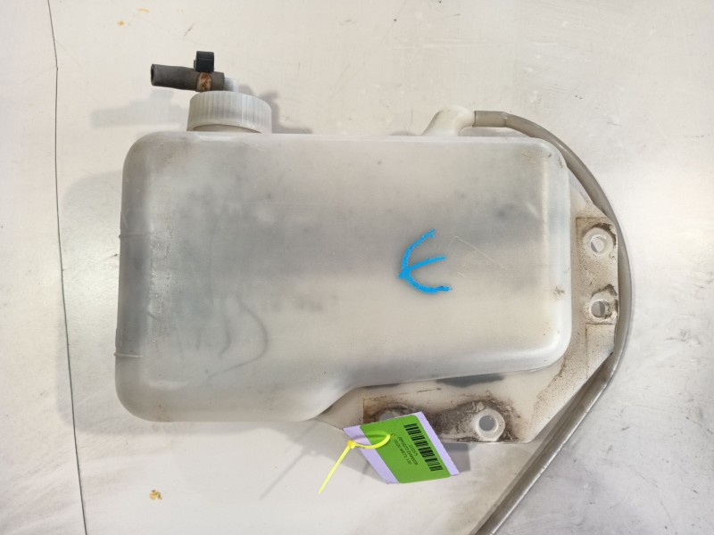 Recambio de deposito expansion para isuzu npr77l 3.0d referencia OEM IAM   