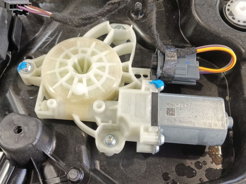 Recambio de elevalunas trasero derecho para ford puma (j2k, cf7) 1.0 ecoboost referencia OEM IAM 2439034  