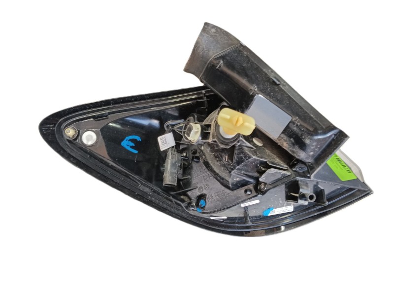 Recambio de piloto trasero derecho para ford puma (j2k, cf7) 1.0 ecoboost referencia OEM IAM 2579082  