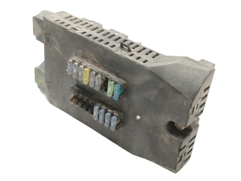 Recambio de caja reles / fusibles para mercedes-benz vito (w638) combi 108 d  (638.164) referencia OEM IAM 0005400650  