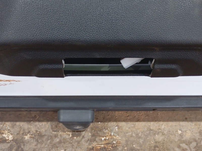 Recambio de porton trasero para ford puma (j2k, cf7) 1.0 ecoboost referencia OEM IAM 2732183  