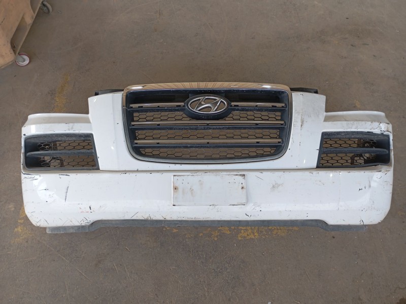 Recambio de paragolpes delantero para hyundai h-1 furgoneta (a1) 2.5 td referencia OEM IAM   