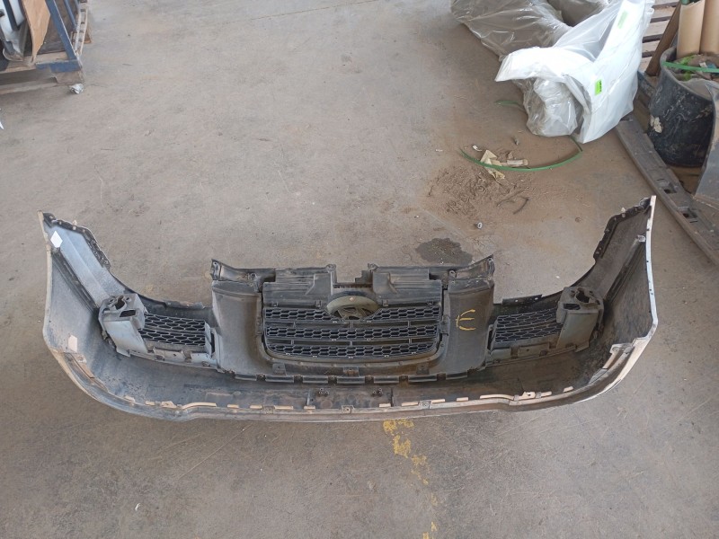 Recambio de paragolpes delantero para hyundai h-1 furgoneta (a1) 2.5 td referencia OEM IAM   