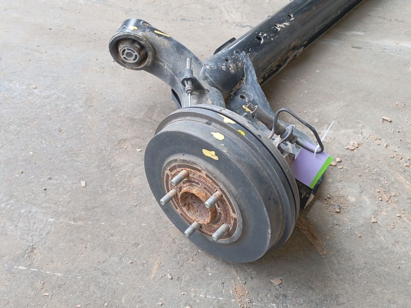 Recambio de puente trasero para ford puma (j2k, cf7) 1.0 ecoboost referencia OEM IAM 2498736  