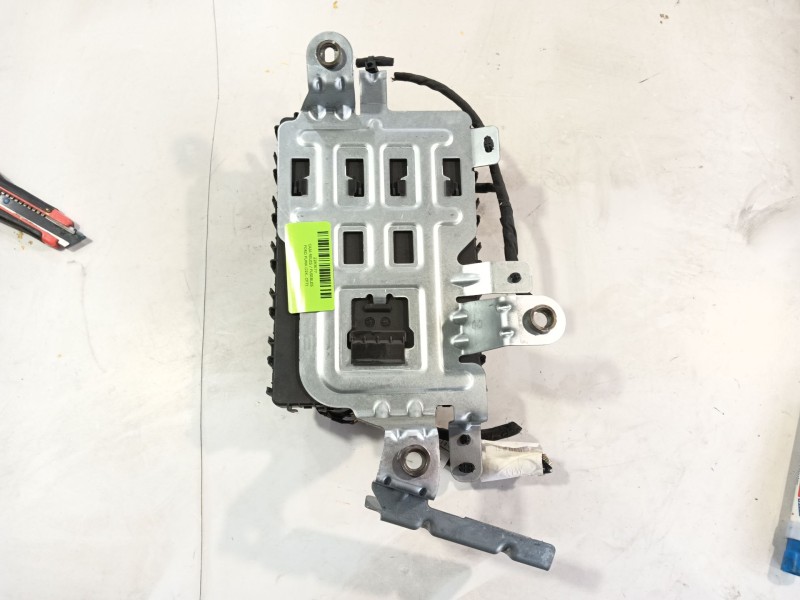 Recambio de caja reles / fusibles para ford puma (j2k, cf7) 1.0 ecoboost referencia OEM IAM   