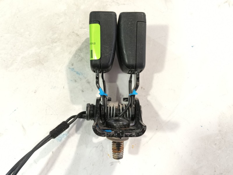 Recambio de enganche cinturon trasero central para ford puma (j2k, cf7) 1.0 ecoboost referencia OEM IAM   