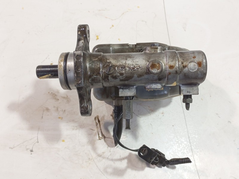 Recambio de bomba freno para kia sorento i (jc) 2.5 crdi referencia OEM IAM   