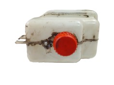 Recambio de deposito limpia para nissan trade furgoneta 75 referencia OEM IAM   