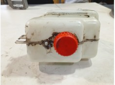 Recambio de deposito limpia para nissan trade furgoneta 75 referencia OEM IAM    2