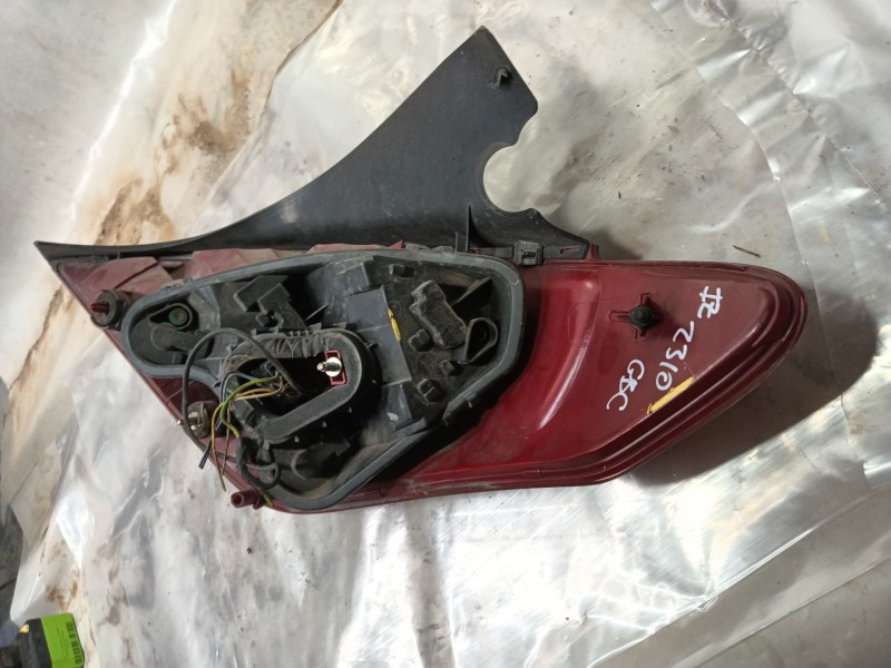 Recambio de piloto trasero izquierdo para peugeot 308 i (4a_, 4c_) 1.6 hdi referencia OEM IAM 6350CV  