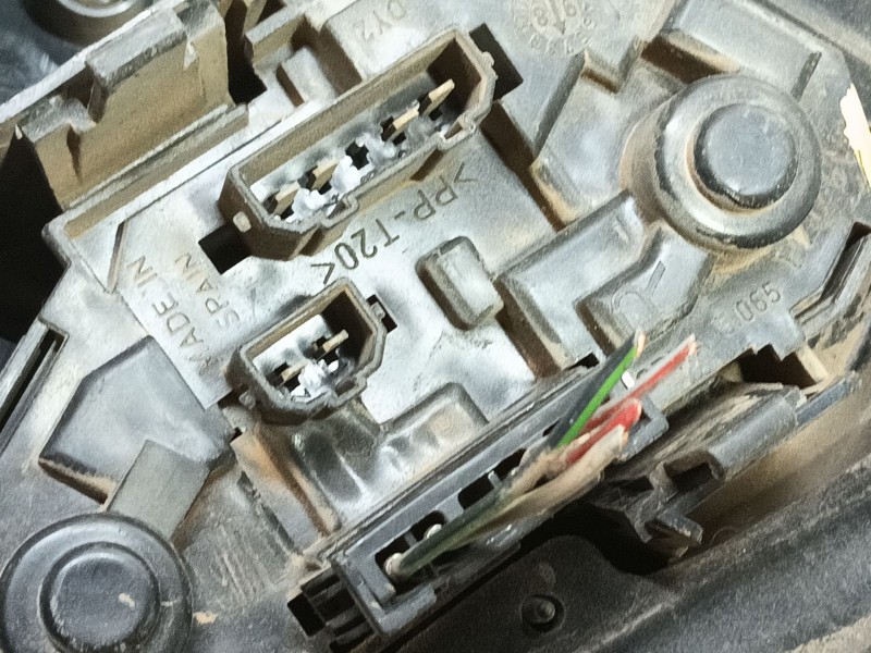 Recambio de piloto trasero derecho para seat leon (1m1) 1.9 tdi referencia OEM IAM   