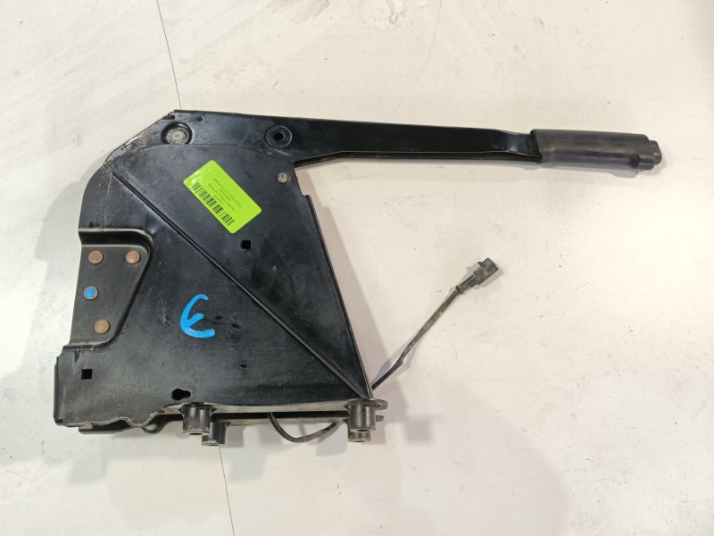 Recambio de palanca freno de mano para iveco daily iii furgoneta 35 s 13 v,35 c 13 v referencia OEM IAM 504039089  