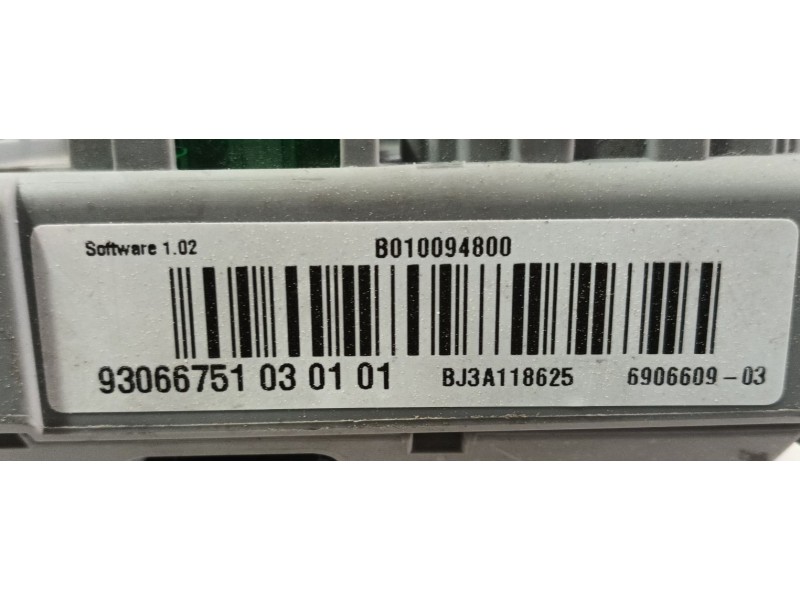 Recambio de caja reles / fusibles para bmw 3 (e90) 320 d referencia OEM IAM 61146971370  