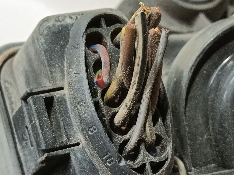 Recambio de faro izquierdo para seat ibiza iii (6l1) 1.4 16v referencia OEM IAM 6L1941751M 6L1941021A 