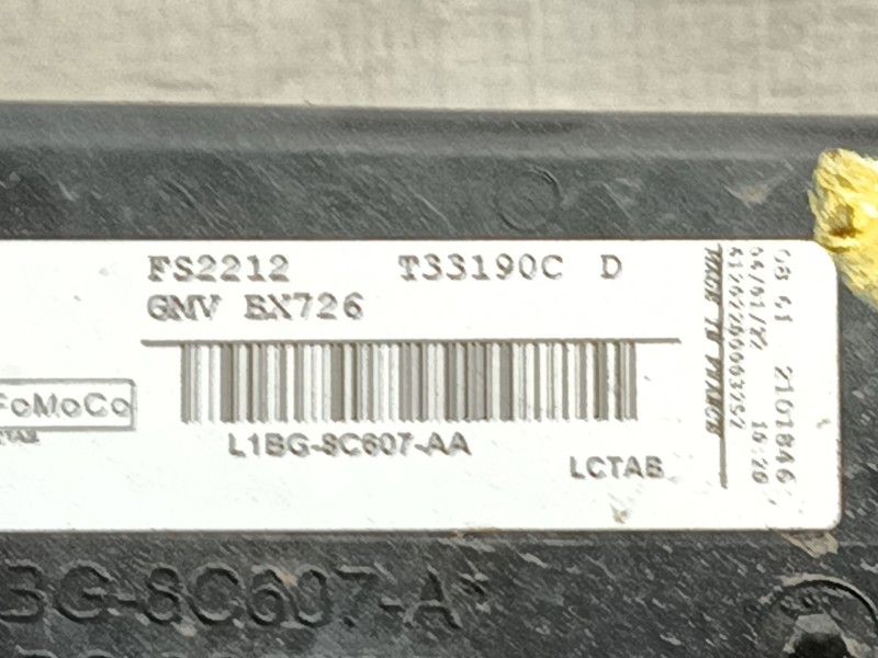 Recambio de electroventilador para ford puma (j2k, cf7) 1.0 ecoboost referencia OEM IAM 2321515  