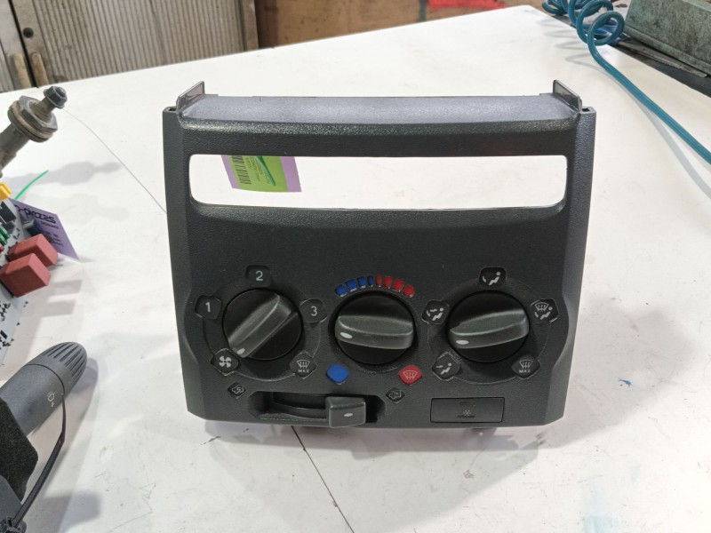 Recambio de mando calefaccion / aire acondicionado para fiat ducato caja/chasis (244_) 2.8 jtd referencia OEM IAM   