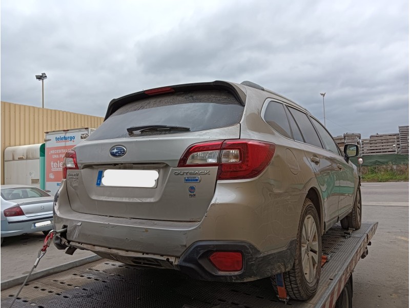 subaru outback (bs) del año 2015