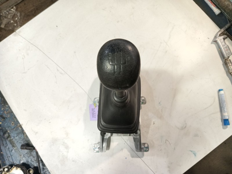Recambio de pomo palanca cambio para opel movano a caja/chasis (x70) 2.5 dti (ed, hd, ud0, ud4) referencia OEM IAM   
