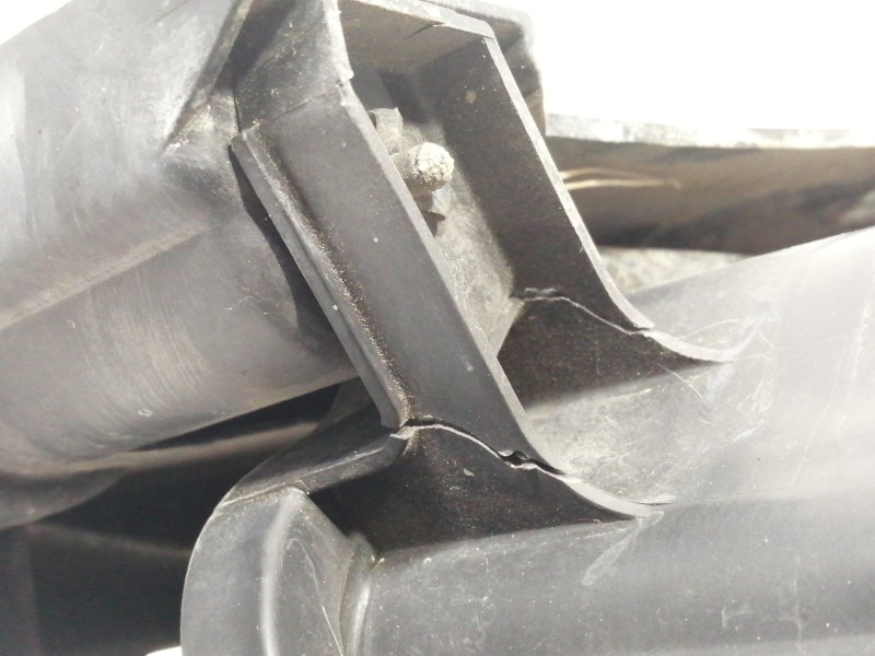 Recambio de faro izquierdo para renault clio iii authentique referencia OEM IAM 8200244889  