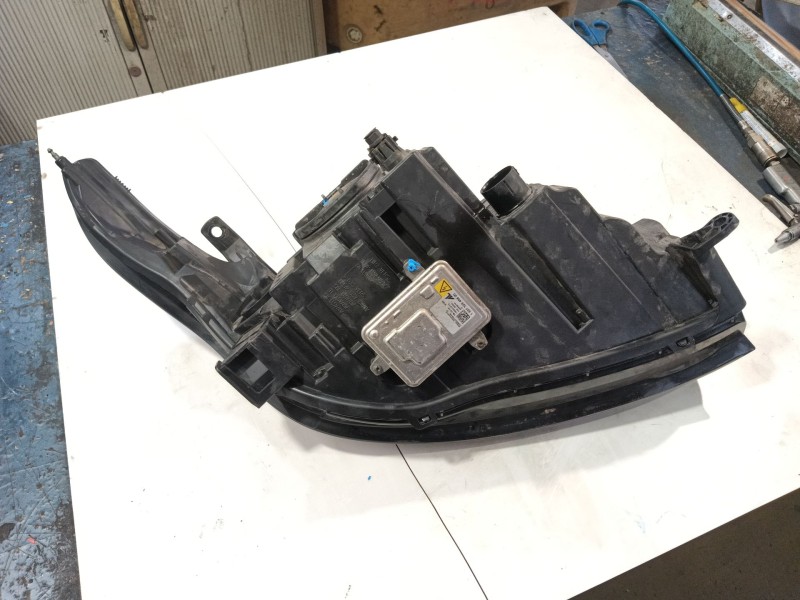 Recambio de faro izquierdo para land rover range rover sport ii (l494) 4.4 sdv8 4x4 referencia OEM IAM   