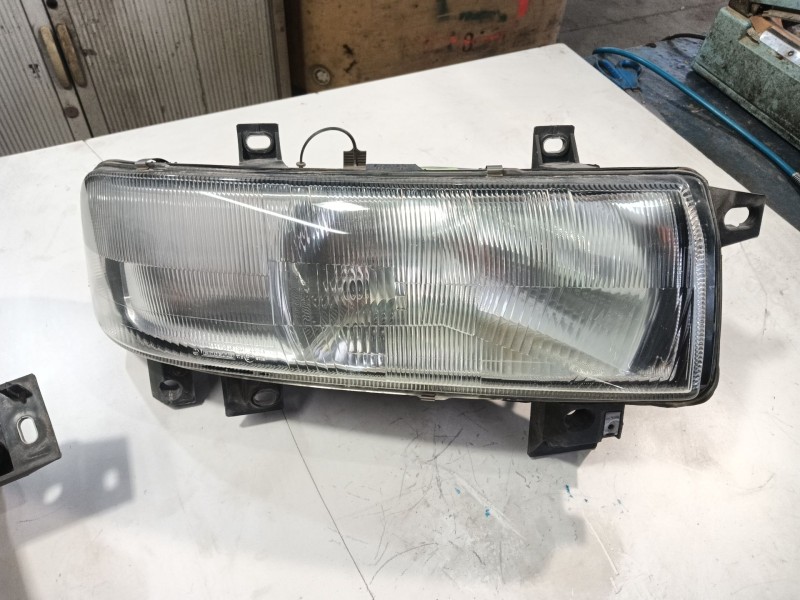Recambio de faro derecho para opel movano a caja/chasis (x70) 2.5 dti (ed, hd, ud0, ud4) referencia OEM IAM   