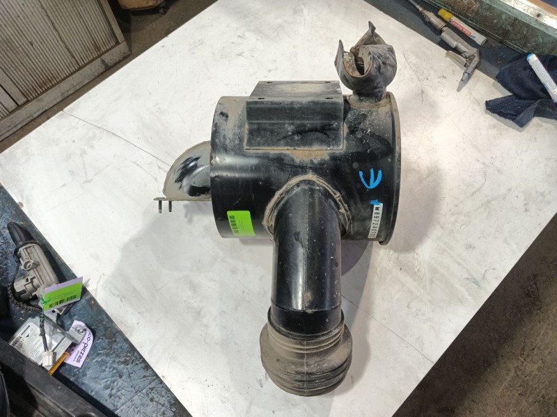 Recambio de soporte filtro aire para isuzu npr77l 3.0d referencia OEM IAM   