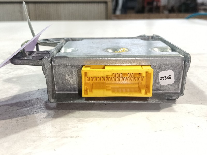 Recambio de centralita airbag para opel movano a caja/chasis (x70) 2.5 dti (ed, hd, ud0, ud4) referencia OEM IAM   