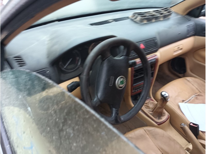 skoda octavia i combi (1u5) del año 2003