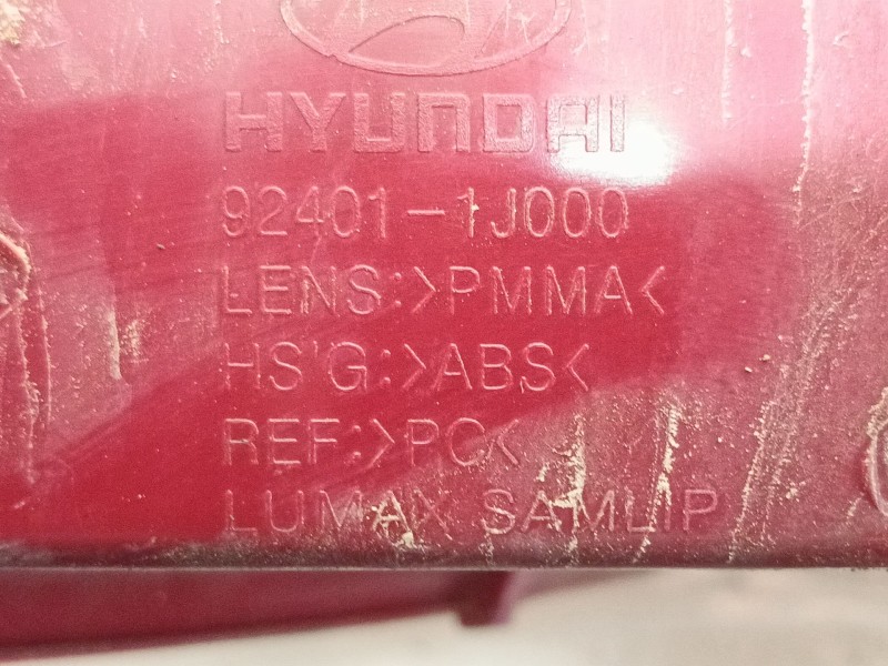 Recambio de piloto trasero izquierdo para hyundai i20 i (pb, pbt) 1.2 referencia OEM IAM 924011J000  