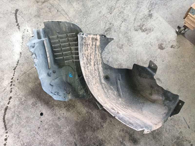 Recambio de paso de rueda delantero izquierdo para land rover range rover sport ii (l494) 4.4 sdv8 4x4 referencia OEM IAM   