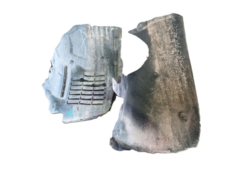 Recambio de paso de rueda delantero derecho para land rover range rover sport ii (l494) 4.4 sdv8 4x4 referencia OEM IAM   