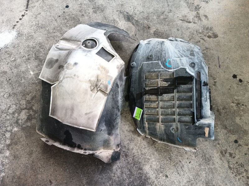 Recambio de paso de rueda delantero derecho para land rover range rover sport ii (l494) 4.4 sdv8 4x4 referencia OEM IAM   