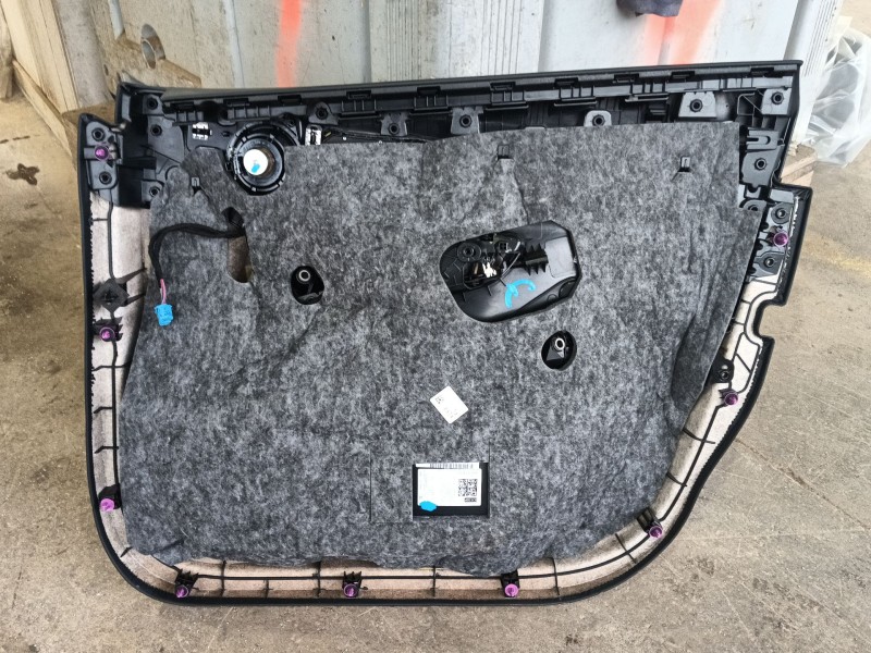 Recambio de guarnecido puerta delantera izquierda para mercedes-benz glc (x253) 200 eq boost 4-matic (253.981) referencia OEM IA