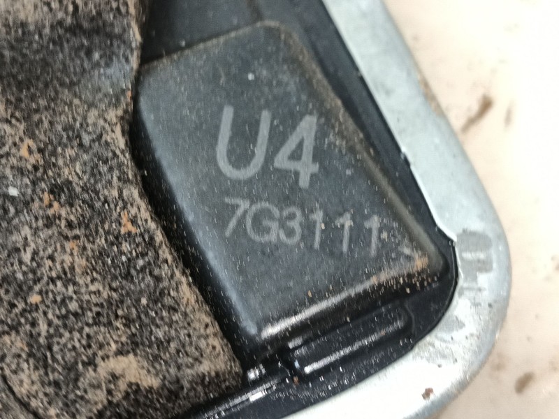 Recambio de cerradura puerta trasera derecha para lexus is ii (_e2_) 220d (ale20) referencia OEM IAM 6905053040  