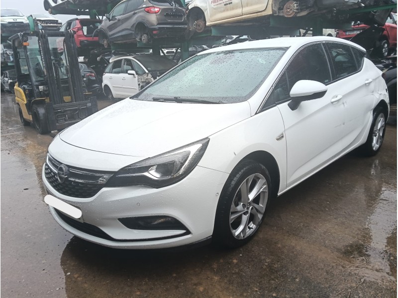 opel astra k (b16) del año 2017