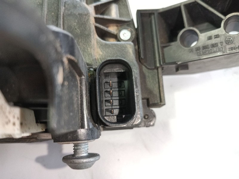 Recambio de cerradura puerta trasera derecha para mercedes-benz glc (x253) 200 eq boost 4-matic (253.981) referencia OEM IAM 099