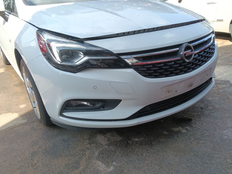 Recambio de paragolpes delantero para opel astra k (b16) 1.4 turbo (68) referencia OEM IAM   