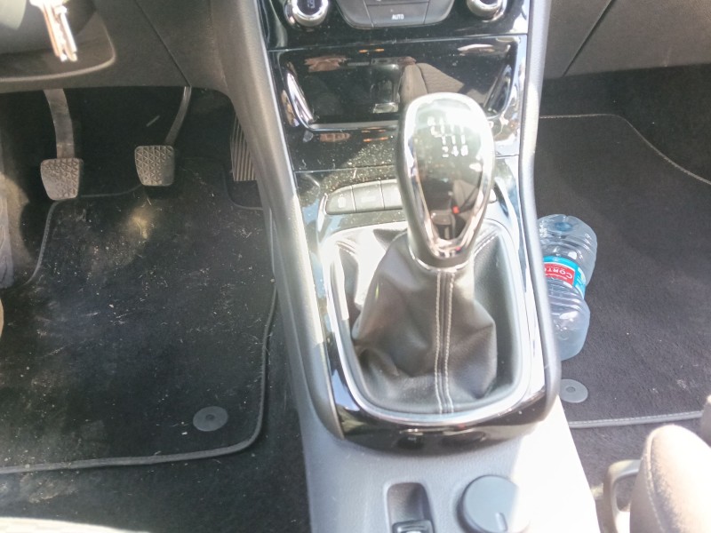 Recambio de pomo palanca cambio para opel astra k (b16) 1.4 turbo (68) referencia OEM IAM   