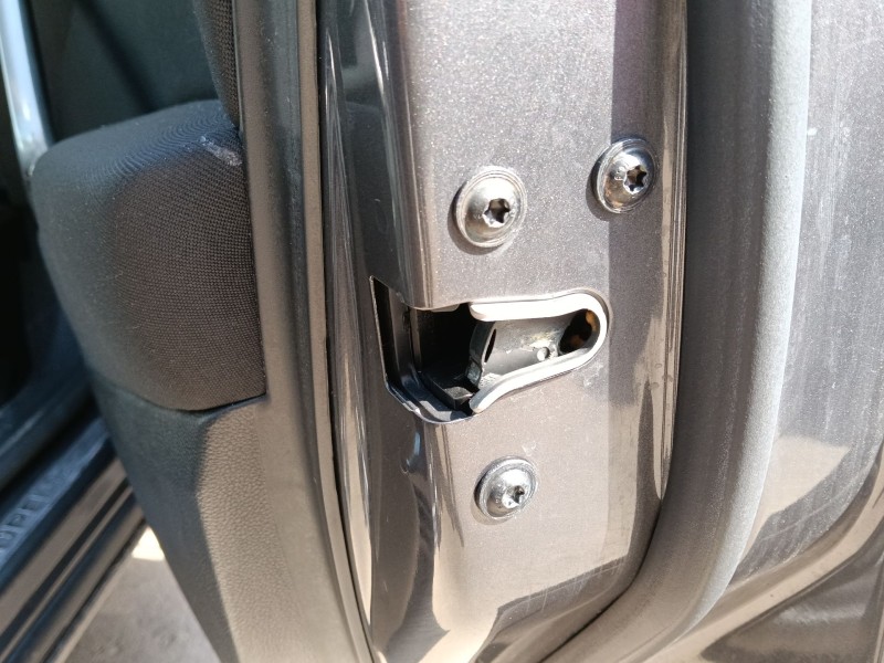 Recambio de cerradura puerta delantera derecha para opel astra j (p10) 1.6 (68) referencia OEM IAM   