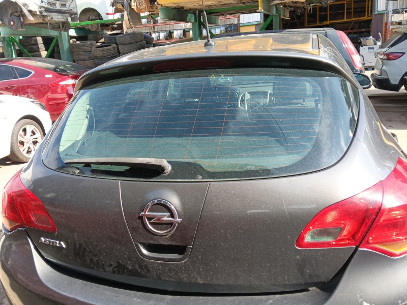 Recambio de porton trasero para opel astra j (p10) 1.6 (68) referencia OEM IAM   