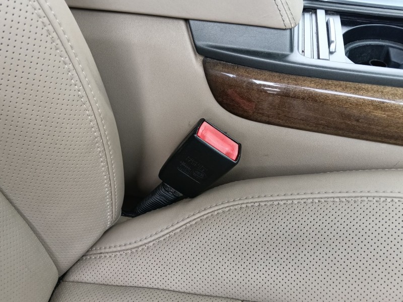 Recambio de enganche cinturon delantero derecho para land rover range rover sport i (l320) 3.0 d 4x4 referencia OEM IAM   