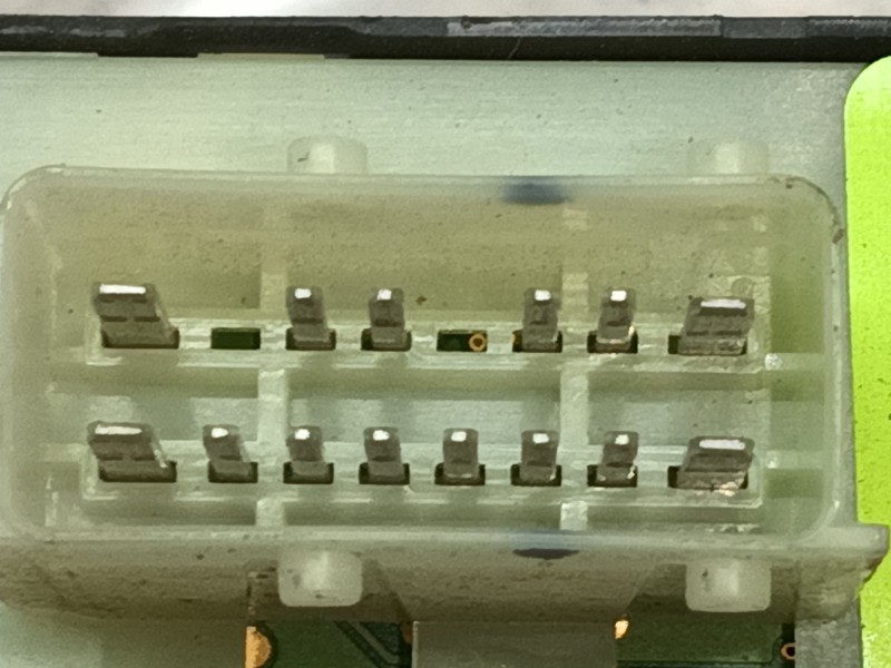 Recambio de mando elevalunas delantero izquierdo para citroën c3 ii (sc_) 1.4 hdi 70 (sc8hzc, sc8hr0, sc8hp4) referencia OEM IAM