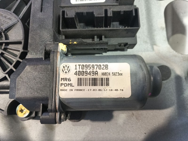 Recambio de elevalunas delantero derecho para volkswagen touran (1t1, 1t2) 1.6 referencia OEM IAM   