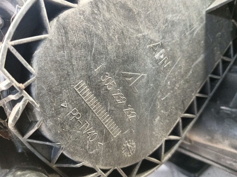 Recambio de faro izquierdo para volkswagen touran (1t1, 1t2) 1.6 referencia OEM IAM 1T0941005R / 1T0941005P / 2K0941005D  